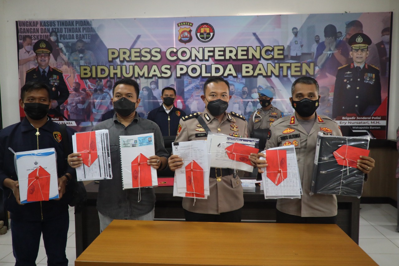 Press conference di Polda Banten oleh Kabid Humas Polda Banten AKBP Shinto Silitonga (Poskota.Nwt/Dok Ist)